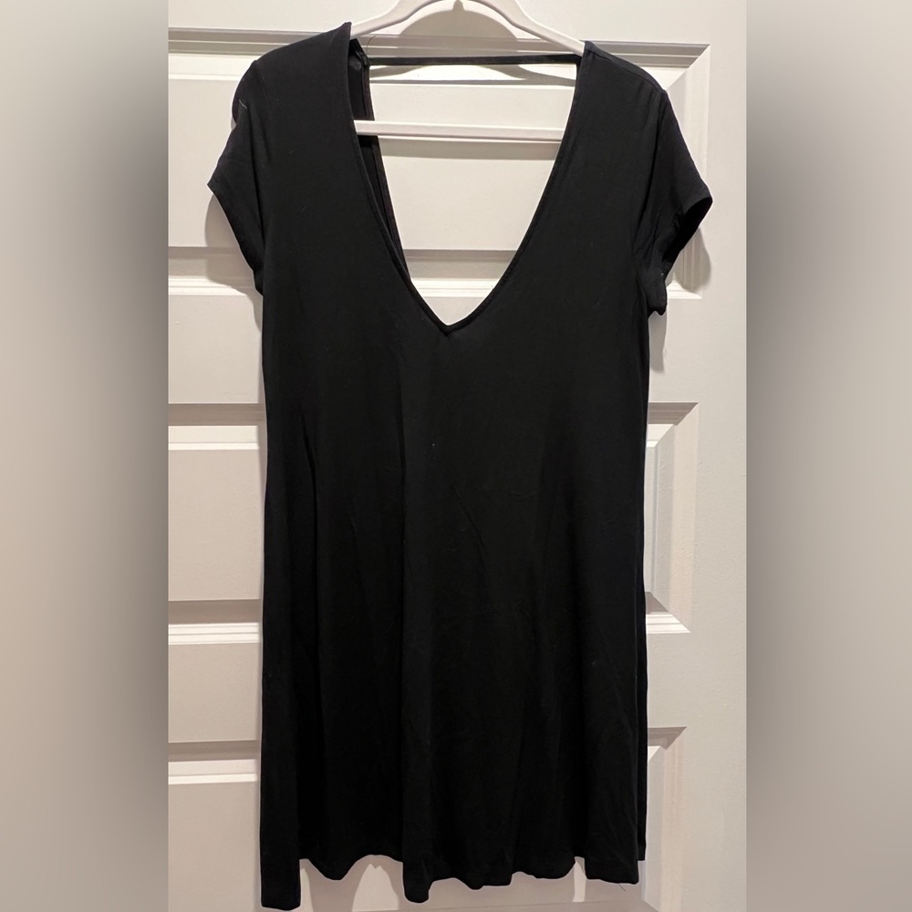 Low cut Tobi dress